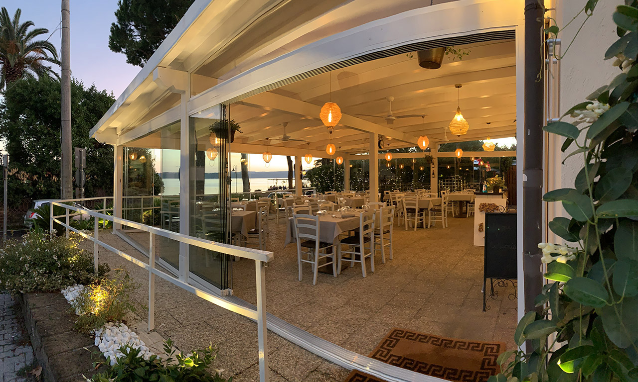 Terrazza ristorante vista lago Trevignano Romano